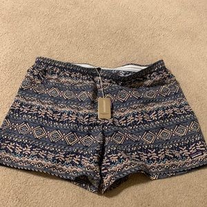 NWT Patagonia Women’s Baggies 5” - XL